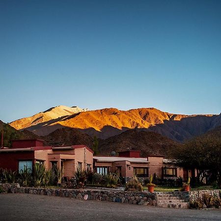 Miraluna Bodega Boutique Cachí Buitenkant foto